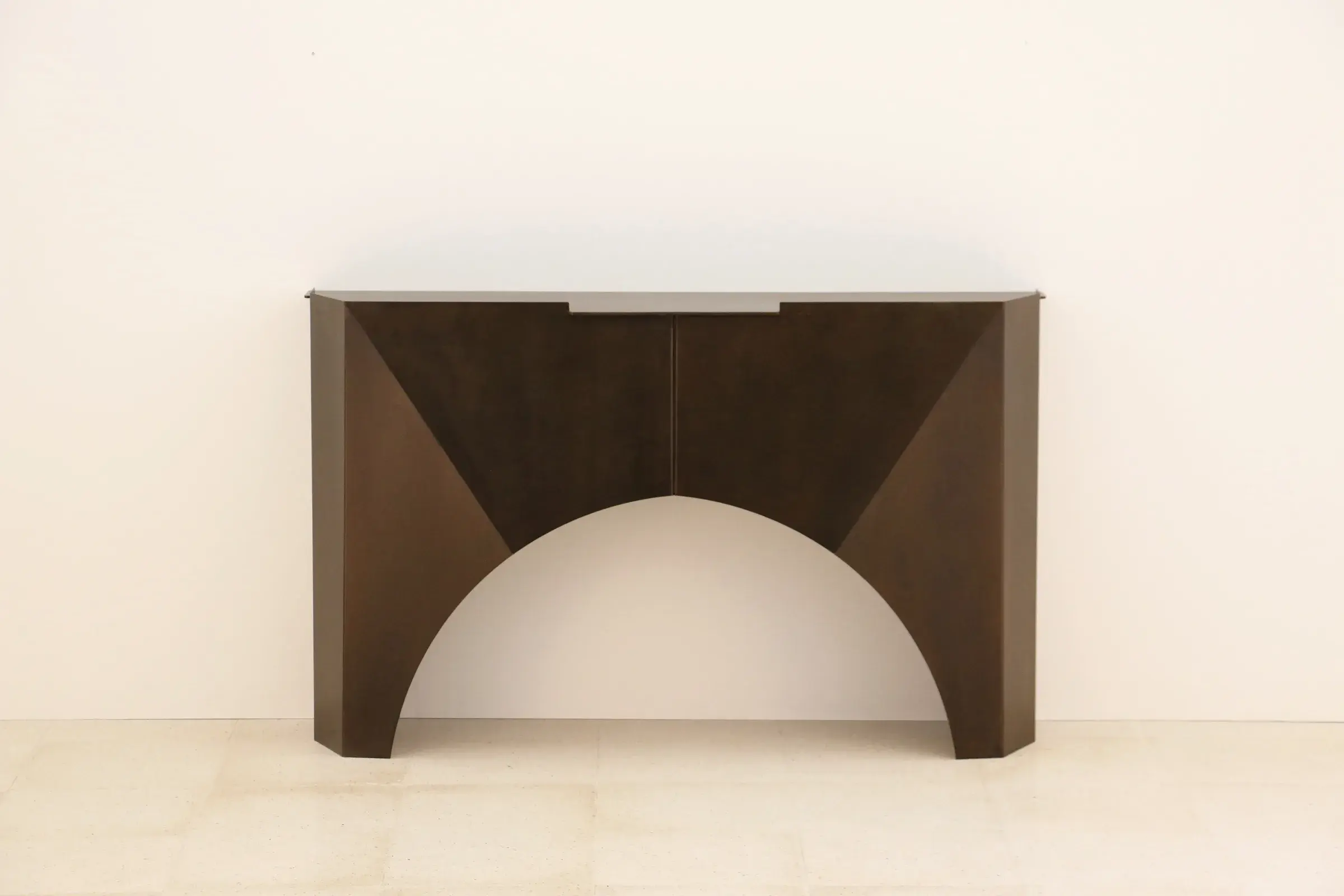 Wafi Console, view 2 of 4