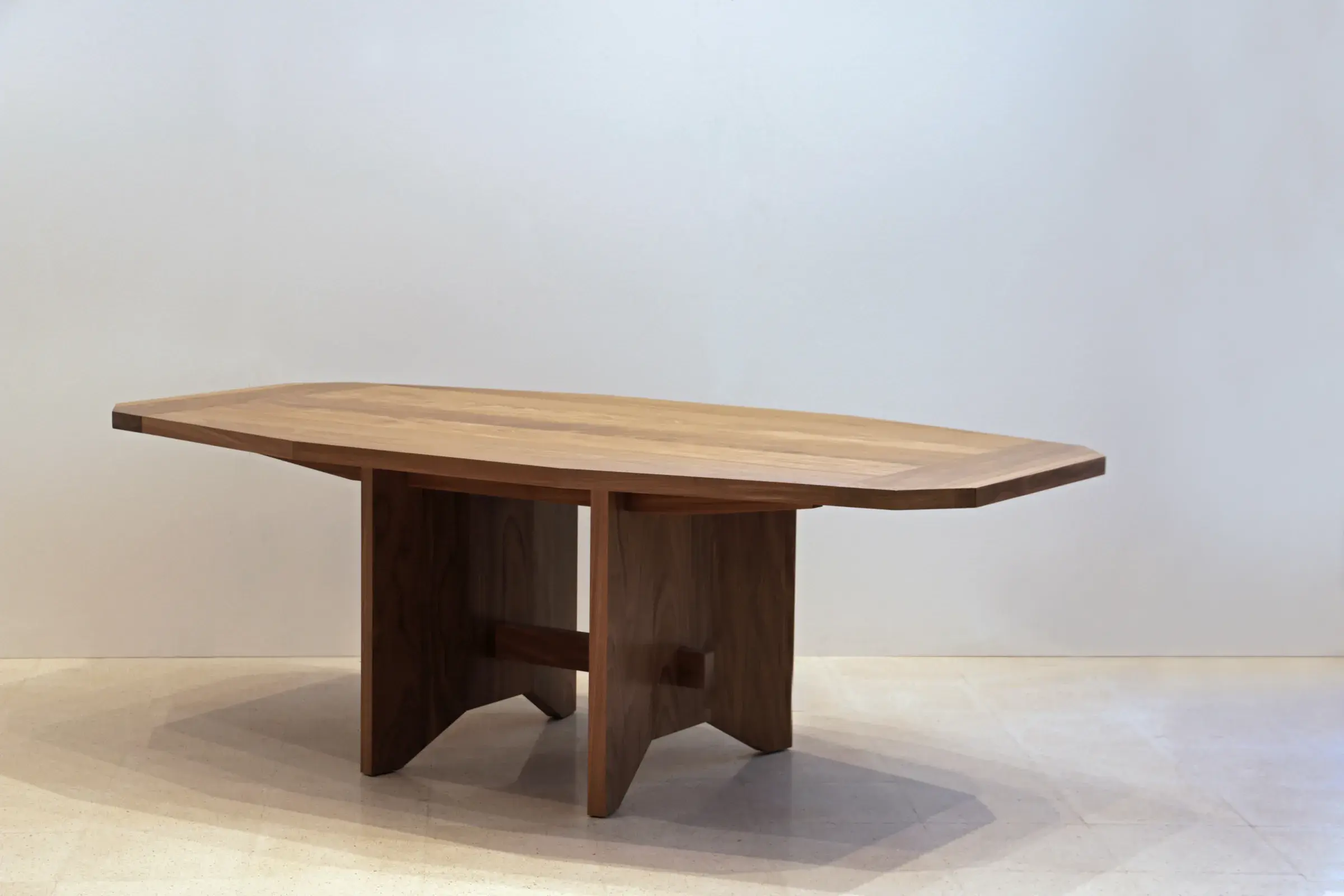 Diwan Dining Table